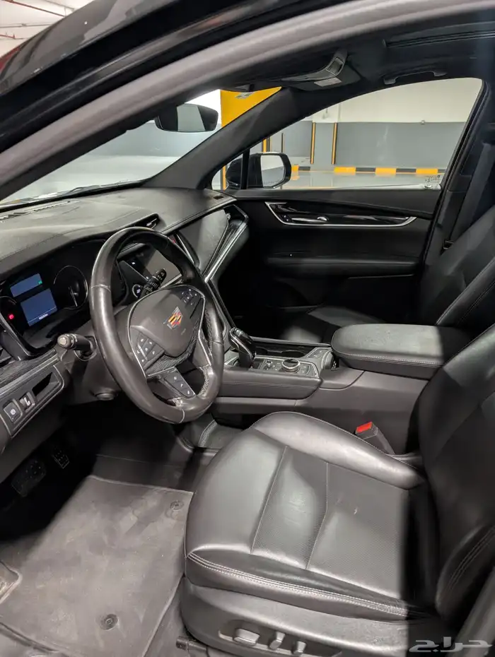 كاديلاك XT5 7