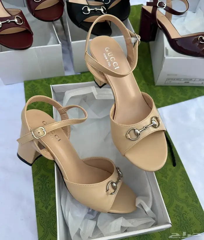 كعب شانيل وكعب قوتشي ماستر كواليتي 42