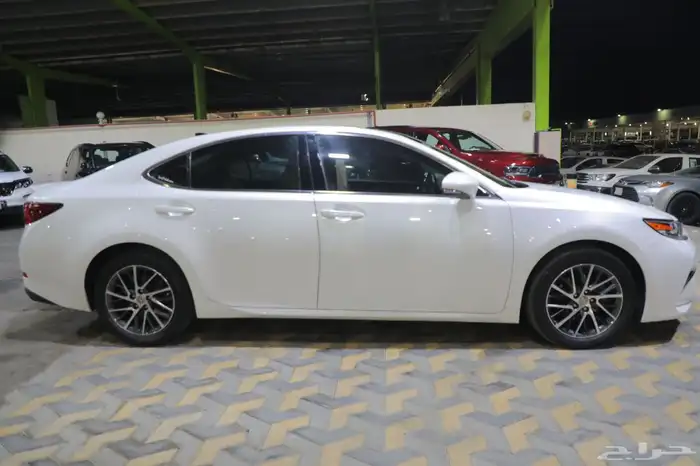 لكزس ES 350 DD 2017 بحاله الوكاله. 3