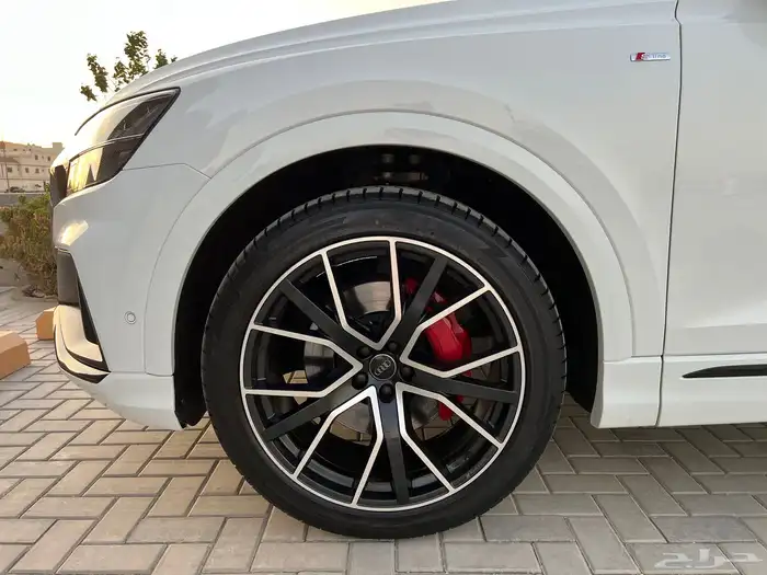 اودي 2020 Q8 S line 4