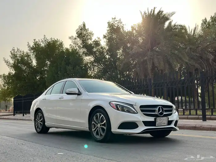 مرسيدس C300 2015 ( بحالة الوكالة ) 3