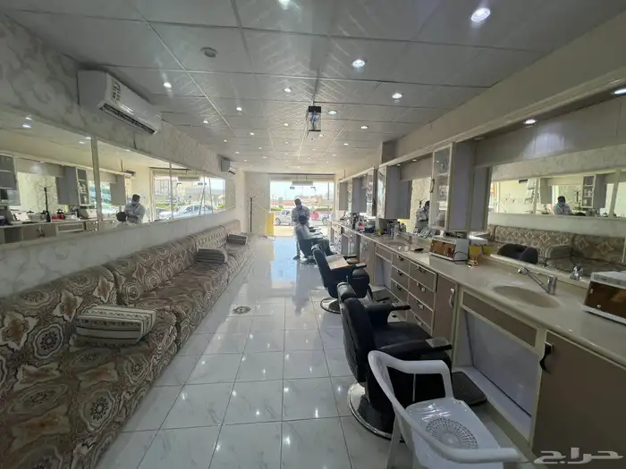 أغراض حلاق للبيع في خيبر الشمالية 1