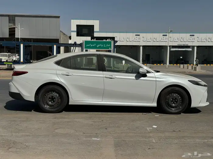 كامري 2025 E طيس بريمي 7