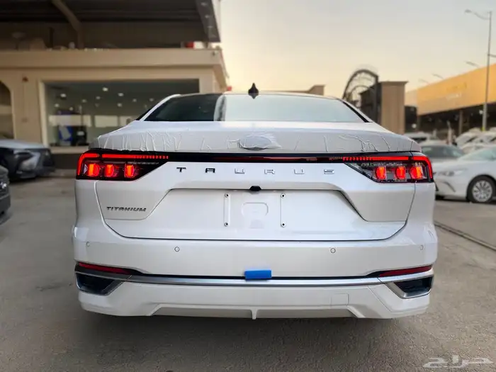 فورد تورس تيتانيوم فل كامل 2026 6