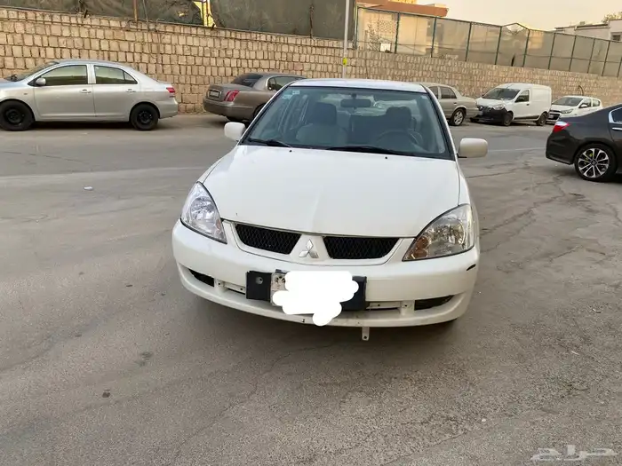 سيارة متسوبيشي لانسر موديل 2009 0