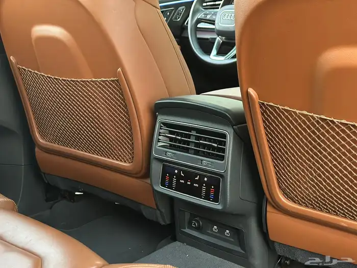 اودي Q8 2023 بلاك ادشن 22