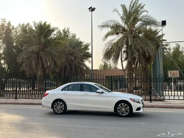 مرسيدس C300 2015 ( بحالة الوكالة ) 13