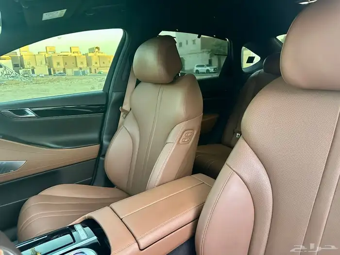 جينيسس G80 مخزن نظيف جدا 2021 59