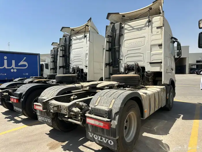 فولفو رأس 2  4 Volo Truck FH460HP2025 4