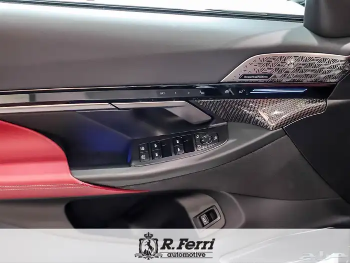 اجمل 2024 BMW 530i - فل اوبشن شبه جديده وسعر مميز جدا 5