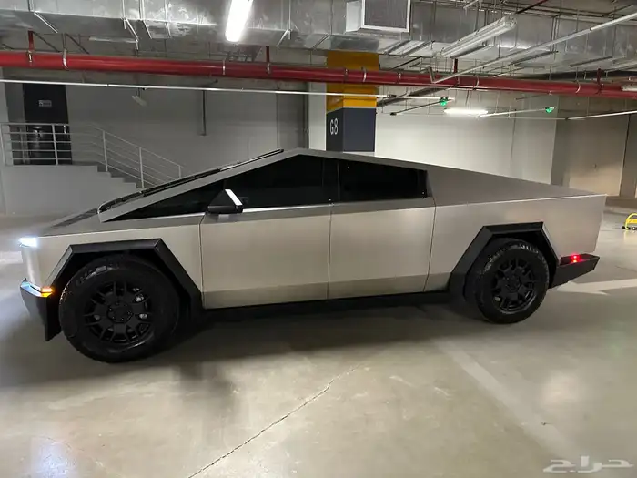 تيسلا سايبرترك Tesla CyberTruck 3