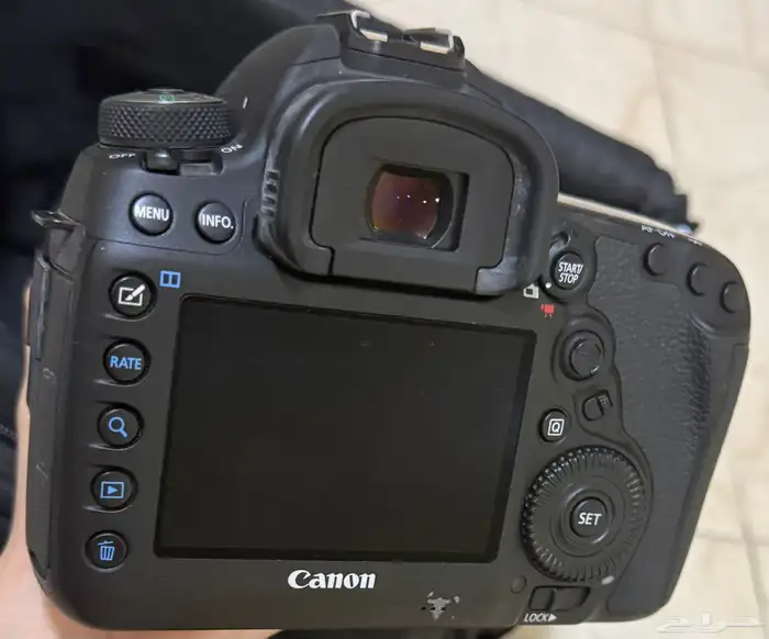 كاميرا كانون camera canon 5D Mark IV مع عدسة 24-70mm 0