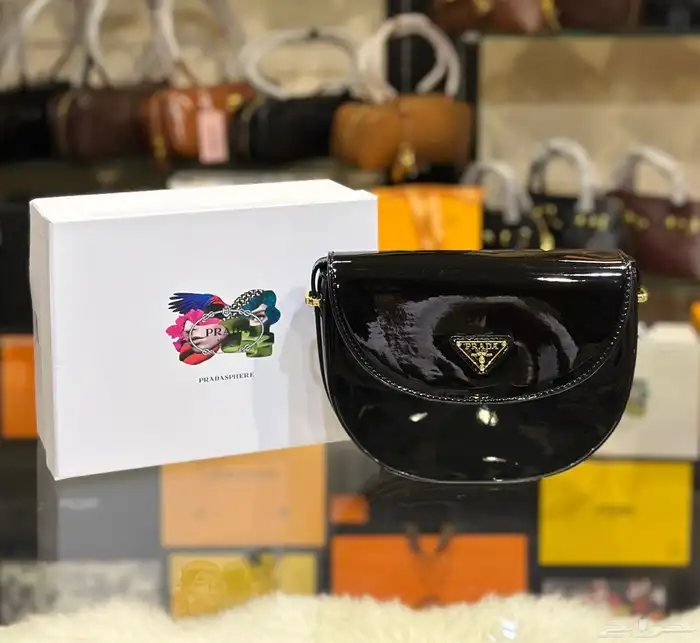 شنط نسائية ماركات فاخرة 80