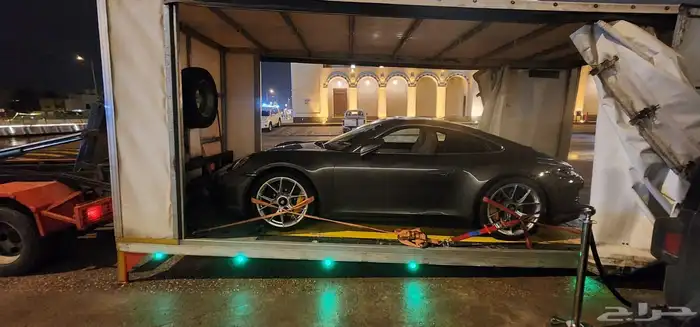 سطحه مغلق مقفل مغطاة هيدروليك نزول كأمل في تبوك 1