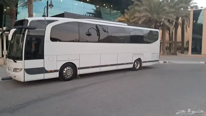 اجار باصات 49 راكب مع السائق في الرياض 1