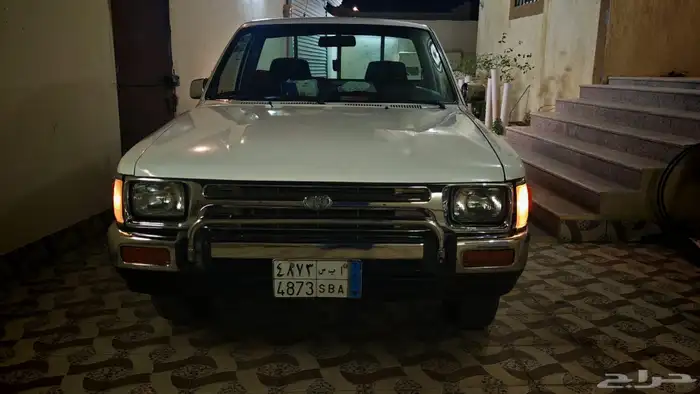 هايلوكس لوحة مميزة مجددة موديل 1989 16