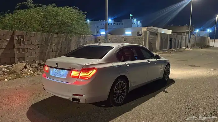 بي ام 740 Li موديل 2010 فل كامل 4