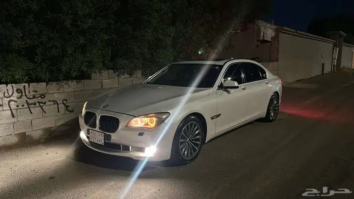 بي ام 740 Li موديل 2010 فل كامل 1