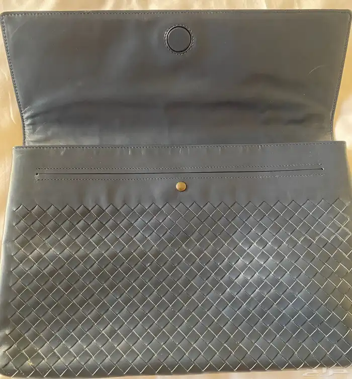 شنطة لابتوب بوتيغا فينيتا أصلية - كحلي Bottega 1