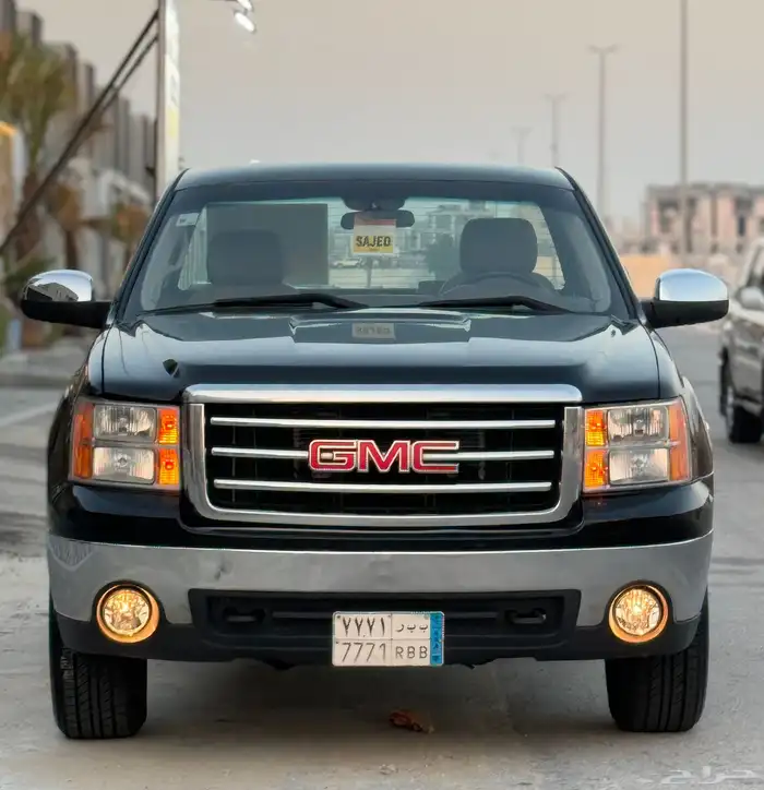 جمس سييرا 2013 اسود z71 - فل دبل 0