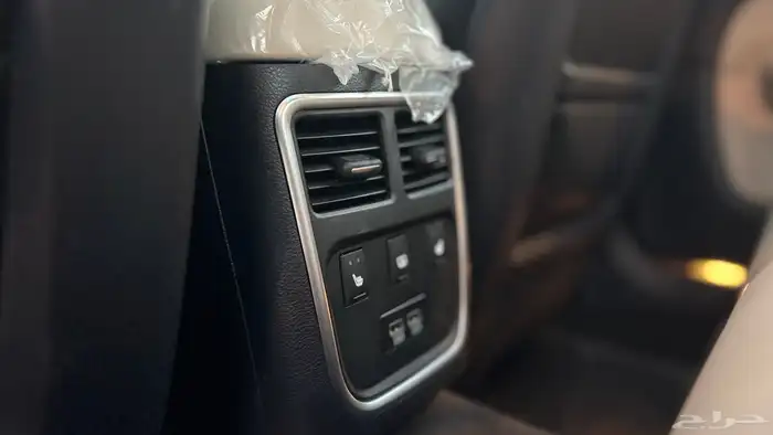 كرايسلر C300 2020 لكجوري اعلى فئه ( ممشى قليل ) 33