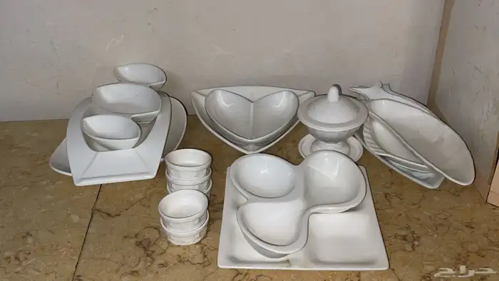 صحون ابيض اشكال متعددة بسعر رمزي 1