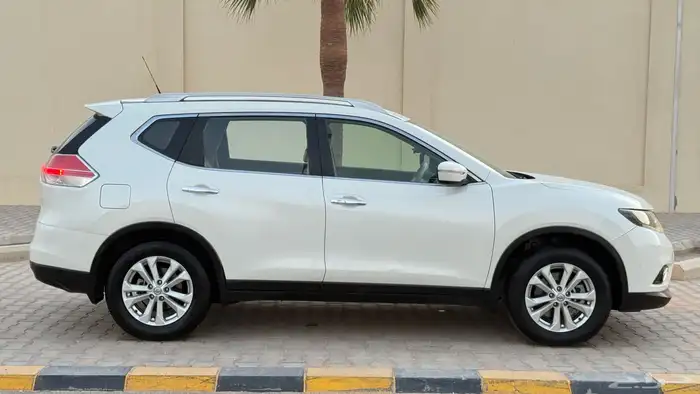 اكس تريل 2015 7 مقاعد دبل 2