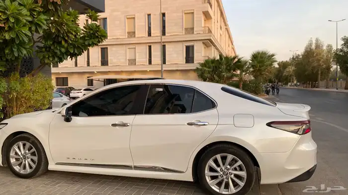 كامري GLE 2023 نظيفه ممشاها قليل 9