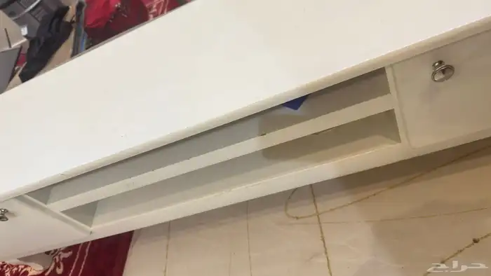 طاولة تلفزيون 0