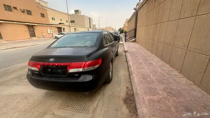 ازيرا 2006 فل اللون أسود 2