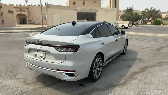 فورد تورس تيتانيوم 2024 3