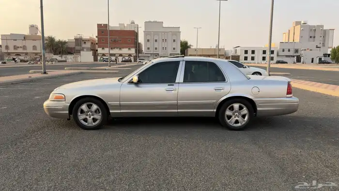 فورد 2006 كراون فكتوريا مواصفات نادره 6