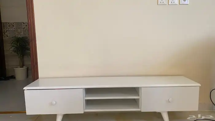 طاولة تلفزيون 0