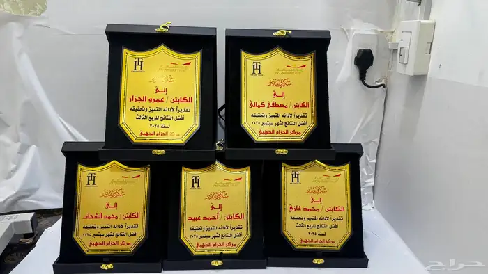 دروع مجسمات سيوف هدايا دعائية 0