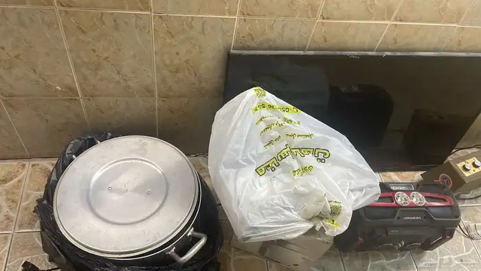 اثاث للبيع 0