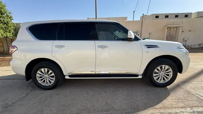 نيسان باترول 2016 V8 SE نظيف جدا 10