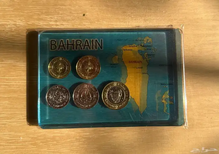 قطعة تذكارية عملات البحرين وخريطتها 1