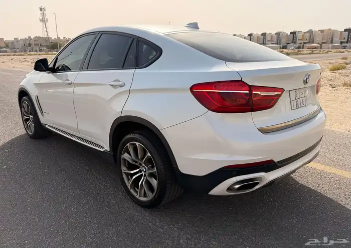 2015  BMW X6 V8 وارد الناغي اعلي فئة صيانات وكالة 2