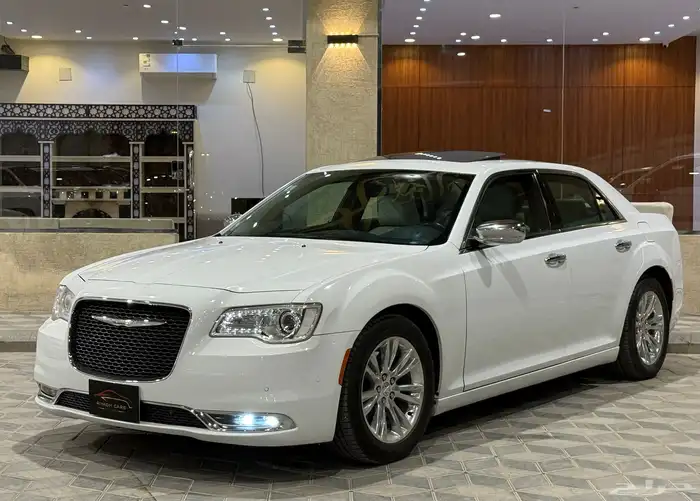 كرايزلر 2018 فل C300 (بحالة ممتازة) 0