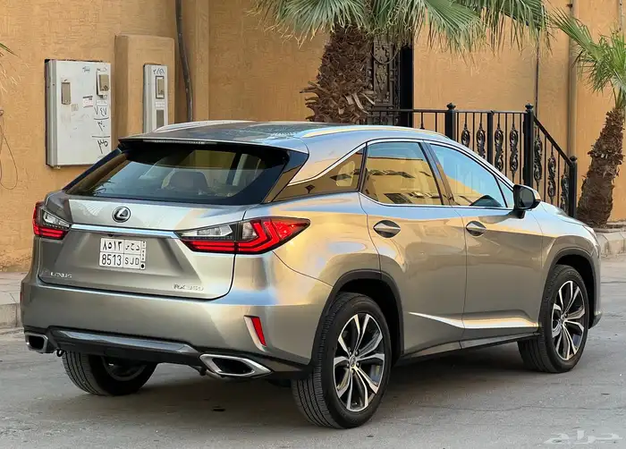 لكزس RX350 2017 (بحالة الوكالة) 4