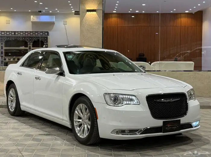 كرايزلر 2018 فل C300 (بحالة ممتازة) 1