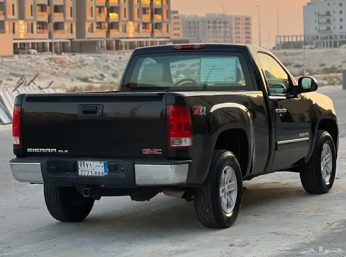 جمس سييرا 2013 اسود z71 - فل دبل 9