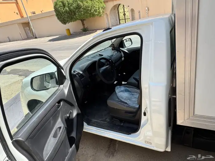 ايسوزو ديماكس 2015 3