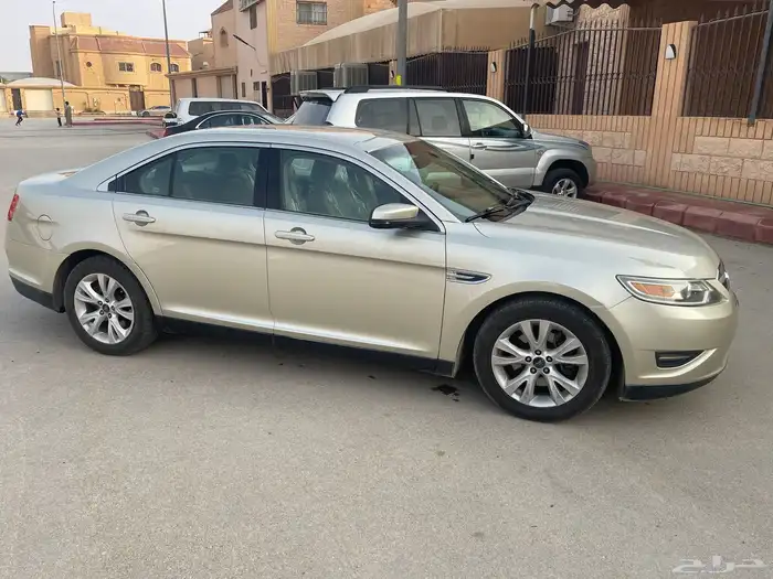 فورد توريس 2010 4