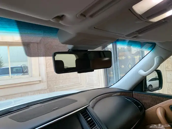 للبيع نيسان بلاتينيوم 2019 23