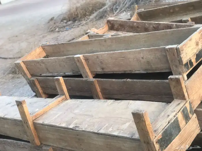 معالف خشب للحلال 5