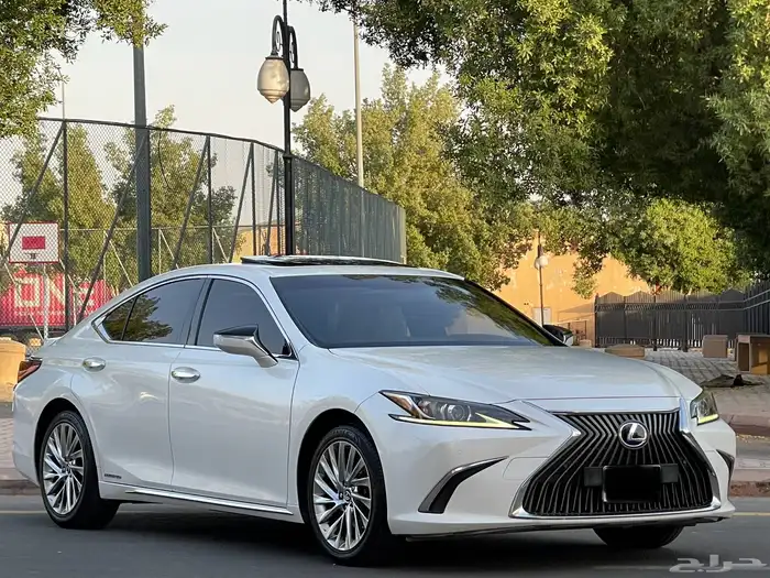 لكزس-2020-ES300h(ممشي88الف) 4