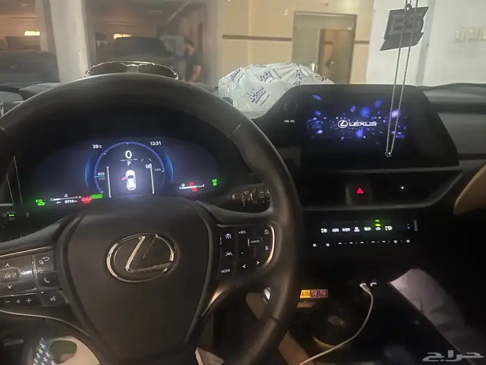 لكزس ux300 موديل 2024 مكه المكرمه 4