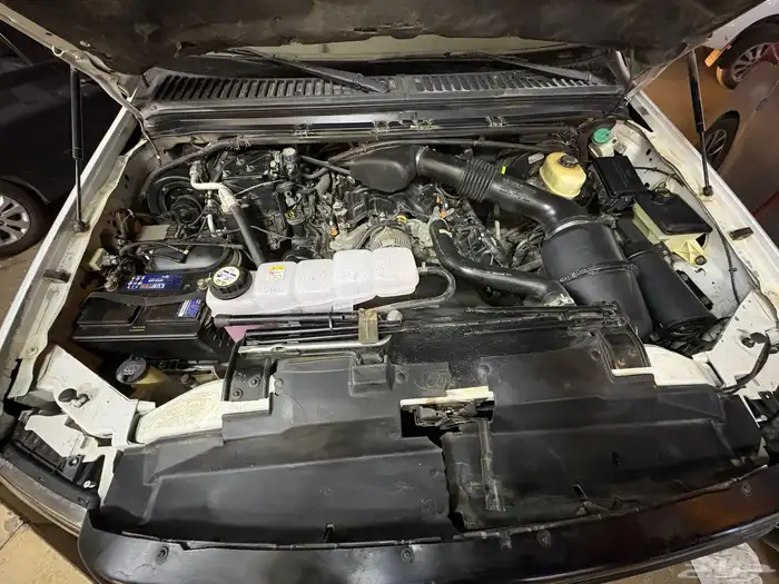 فورد F 3 5 0 موديل 2001 قير عادي دبلV8 9