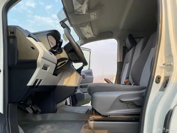 تويتا فان بضاعة 2021 ممشي 165 بدي بلد 10